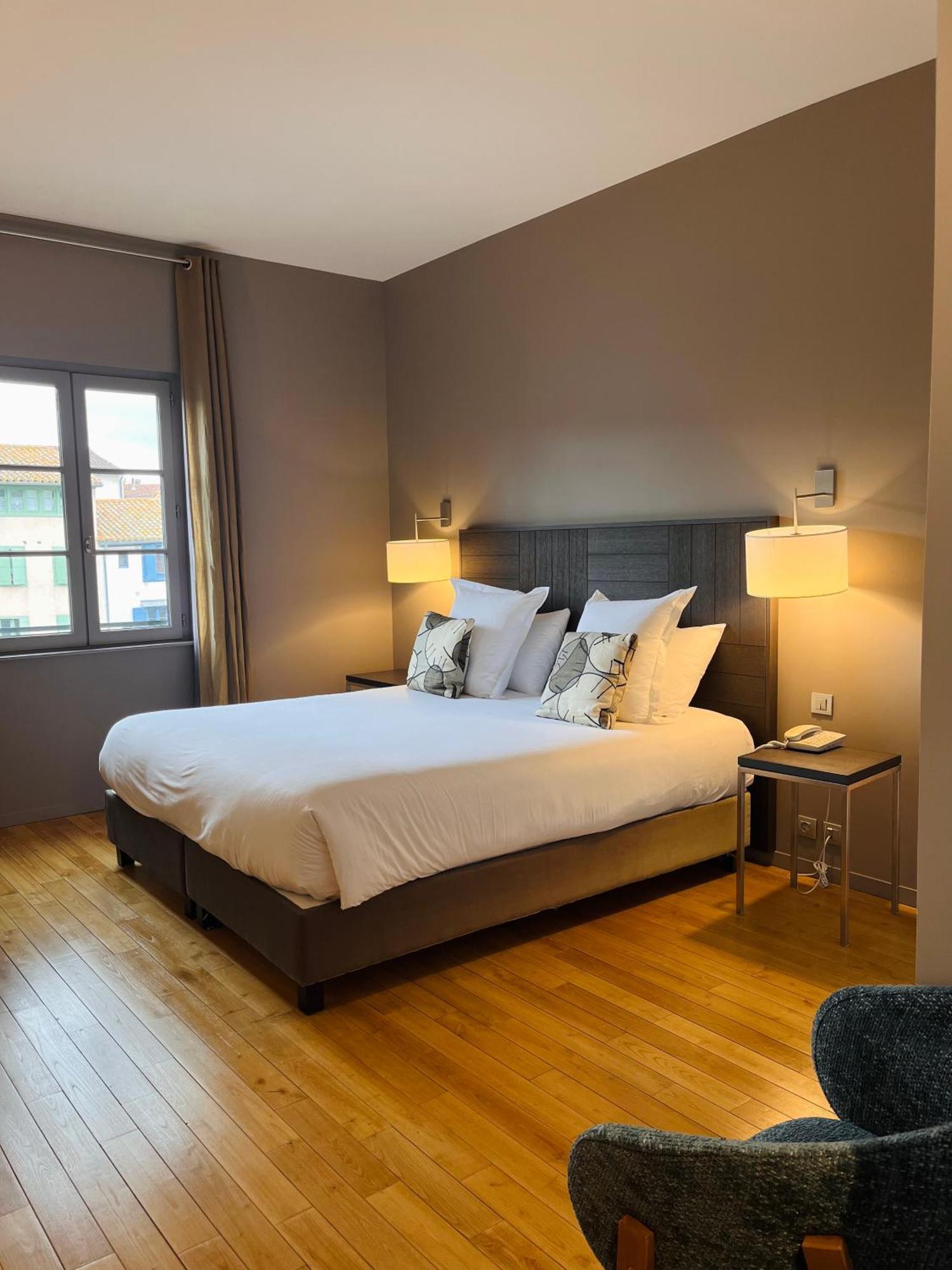 Grand Hotel De Castres Castres  Ngoại thất bức ảnh